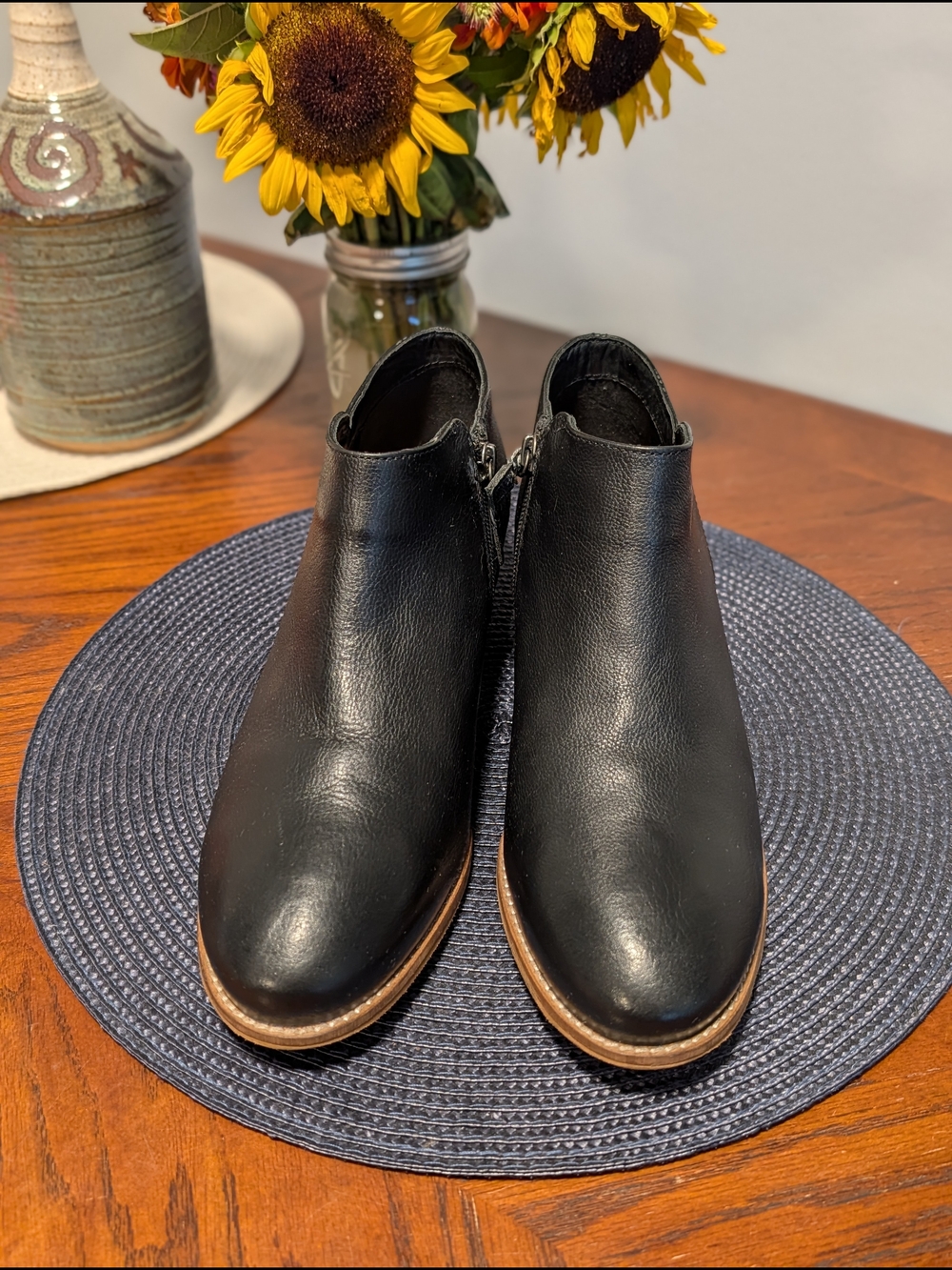 SoftWalk Black Leather Ankle Booties with Tan Welt. Sz 11M.